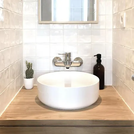 Spacieux & Calme Avec Vue Sur L'escaut * トゥルネー